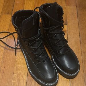 Black Leather women’s Boots